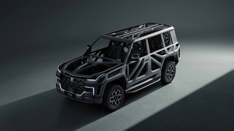 惠州325仰望U8硬派越野的科技魅力，国能汽车对传统燃油车市场的冲击